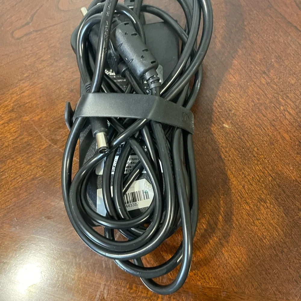 Dell 130W AC/DC Adapter DA130PE1-00 with Strap EUC Tested and Working